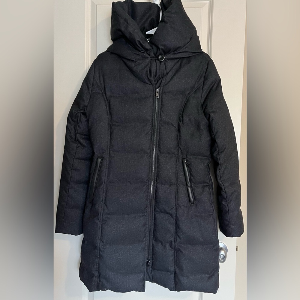 Ookpik Island Black Downfill Jacket Size Large